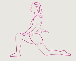 Жена, изпълнваща упражнение разтягане в позиция „напад“ и крак свит под 90 градуса